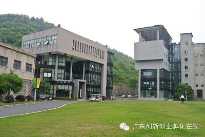 東科集團(tuán)董事長-吳亮明先生，于2014年5月6日-10日隨廣東省科技企業(yè)孵化器協(xié)會(huì)前往【青島、浙江科技企業(yè)孵化器考察調(diào)研報(bào)告】