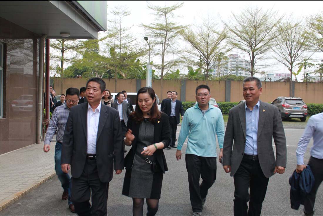 武漢東湖新技術創(chuàng)業(yè)中心考察團一行蒞臨常平科技園參觀考察