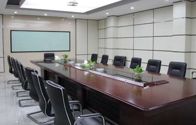 培訓(xùn)室1.jpg 培訓(xùn)室1.jpg