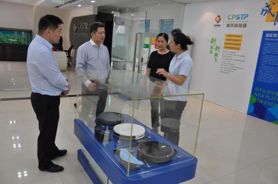 江西萍鄉五陂鎮政府領導蒞臨東科集團參觀交流