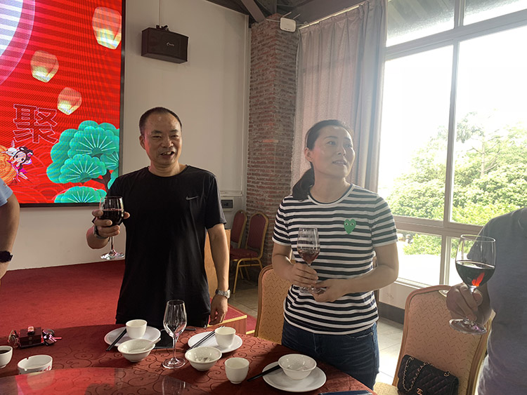 【花好月圓人團圓】東科集團雙節(jié)相聚一堂 【花好月圓人團圓】東科集團雙節(jié)相聚一堂