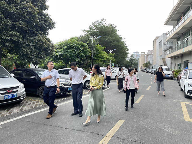 全市民營(yíng)經(jīng)濟(jì)統(tǒng)戰(zhàn)工作第六調(diào)研檢查組赴常平科技園開展調(diào)研檢查的工作