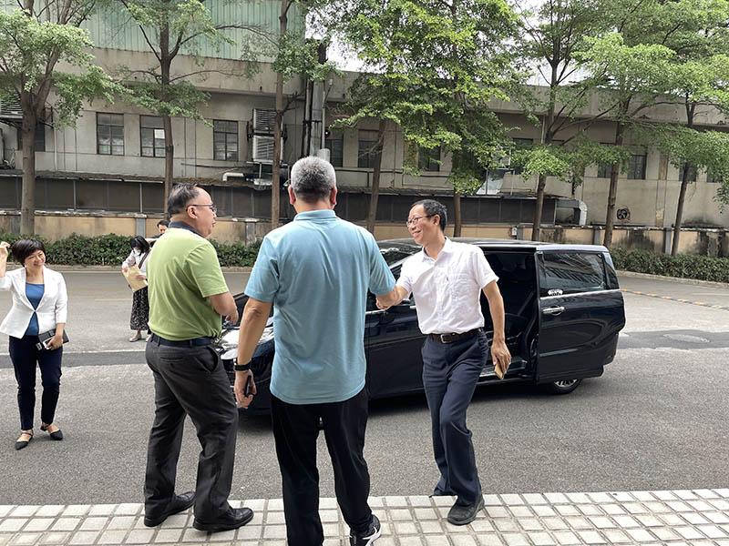 全市民營(yíng)經(jīng)濟(jì)統(tǒng)戰(zhàn)工作第六調(diào)研檢查組赴常平科技園開展調(diào)研檢查的工作